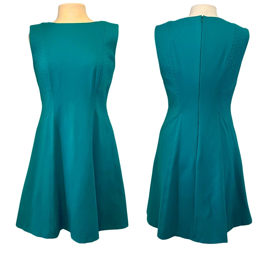 Antonio Melani Sz 8 Dress Teal Sleeveless Paneled Ponte Quilted Fit & Flare